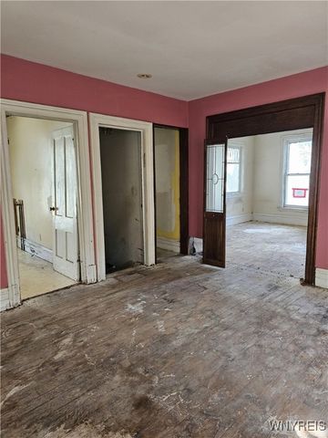 40 Walnut Street, Batavia City, NY 14020