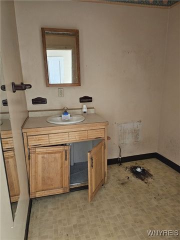 40 Walnut Street, Batavia City, NY 14020