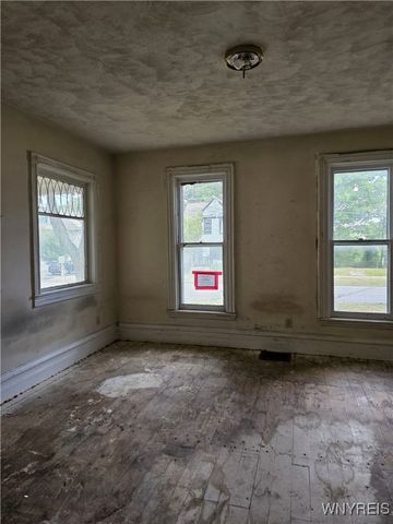 40 Walnut Street, Batavia City, NY 14020