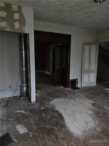 40 Walnut Street, Batavia City, NY 14020