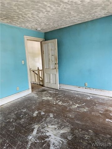 40 Walnut Street, Batavia City, NY 14020