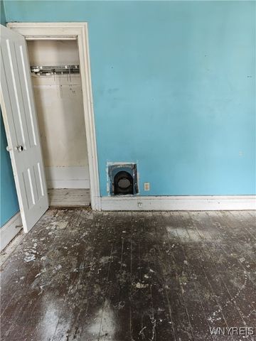 40 Walnut Street, Batavia City, NY 14020