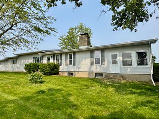 5166 Fern Hill Road, Belvidere, IL 61008