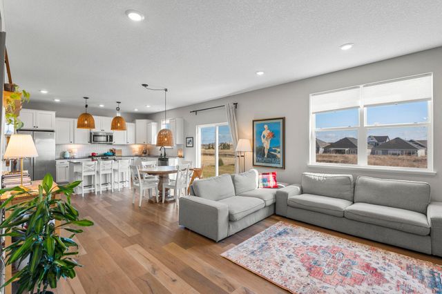 1265 Orchard Court, Waconia, MN 55387