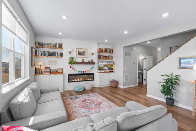 1265 Orchard Court, Waconia, MN 55387