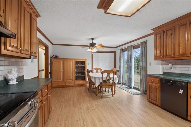 6613 Corinth Chapel RD, Suffolk, VA 23437