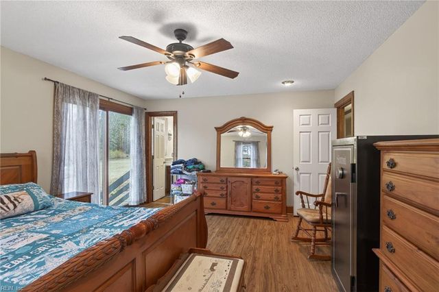 6613 Corinth Chapel RD, Suffolk, VA 23437