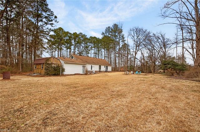 6613 Corinth Chapel RD, Suffolk, VA 23437