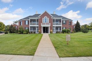 1926 Coventry Circle, Jackson, MI 49201