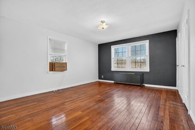 145 River Drive 145, Elmwood Park Boro, NJ 07407