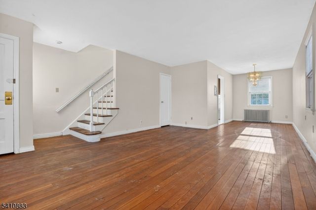 145 River Drive 145, Elmwood Park Boro, NJ 07407