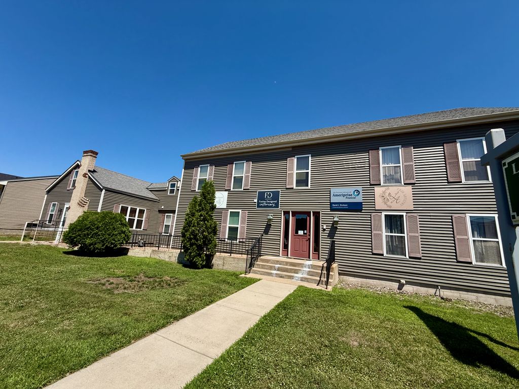 179 Lake Street S, Forest Lake, MN 55025 — exterior