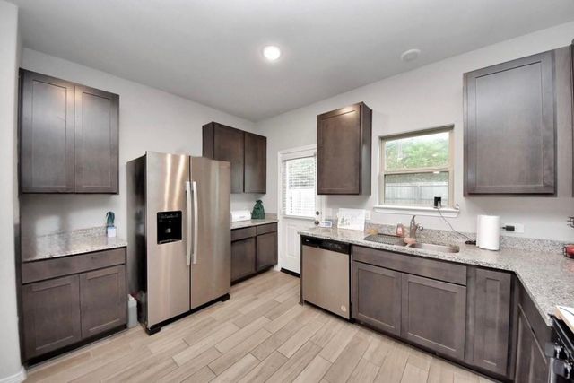 24718 Russet Bluff Trail, Houston, TX 77336