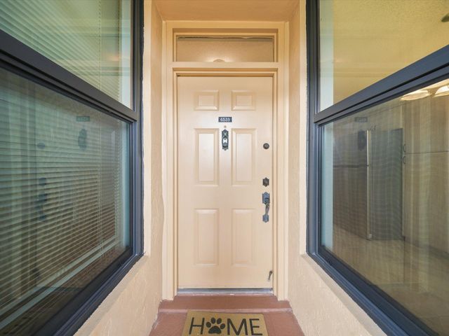 6539 CORAL LAKE Drive 403, Margate, FL 33063