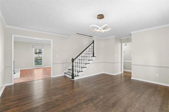 704 Knotts Court, Woodstock, GA 30188