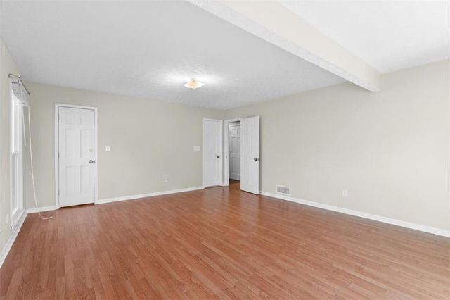 704 Knotts Court, Woodstock, GA 30188