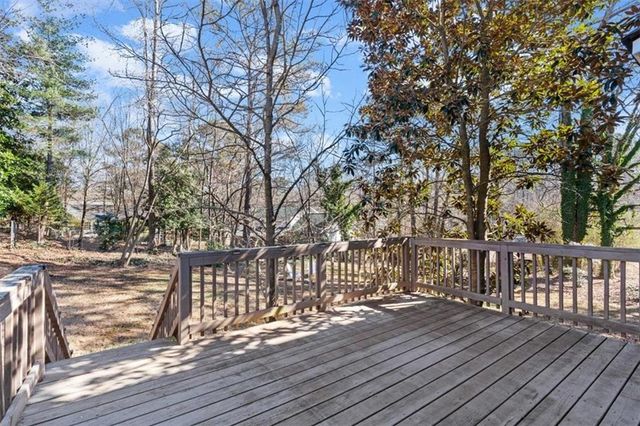 704 Knotts Court, Woodstock, GA 30188