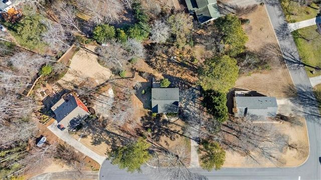 704 Knotts Court, Woodstock, GA 30188