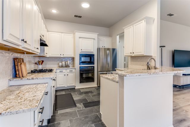 2908 Dunbar Drive, Mckinney, TX 75072