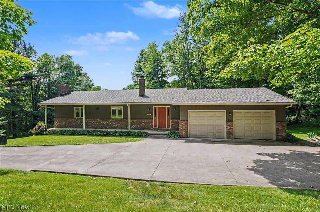 2882 Sharon Copley Road, Medina, OH 44256