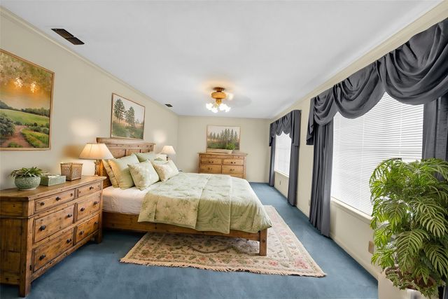 5108 Woodard Avenue, Cleburne, TX 76033