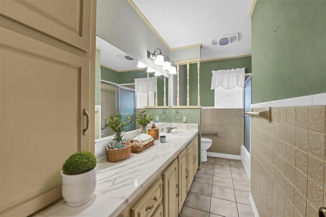 5108 Woodard Avenue, Cleburne, TX 76033