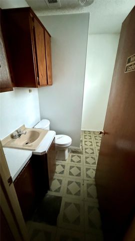 5108 Woodard Avenue, Cleburne, TX 76033