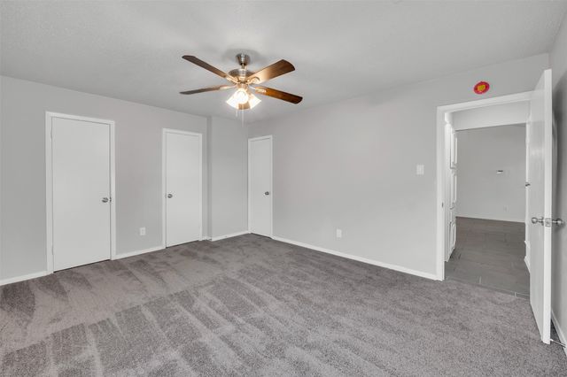 121 Quail Creek Drive, Crowley, TX 76036