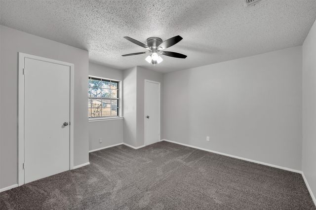 121 Quail Creek Drive, Crowley, TX 76036