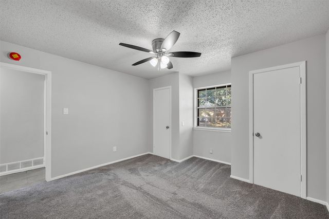 121 Quail Creek Drive, Crowley, TX 76036