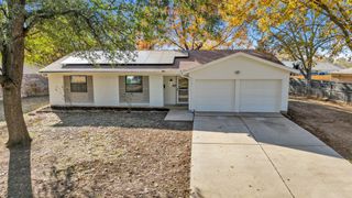 121 Quail Creek Drive, Crowley, TX 76036