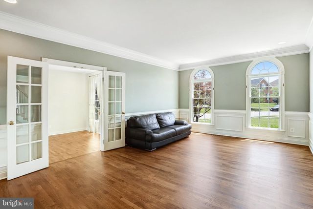 43618 PARISVILLE CT, Sterling, VA 20166