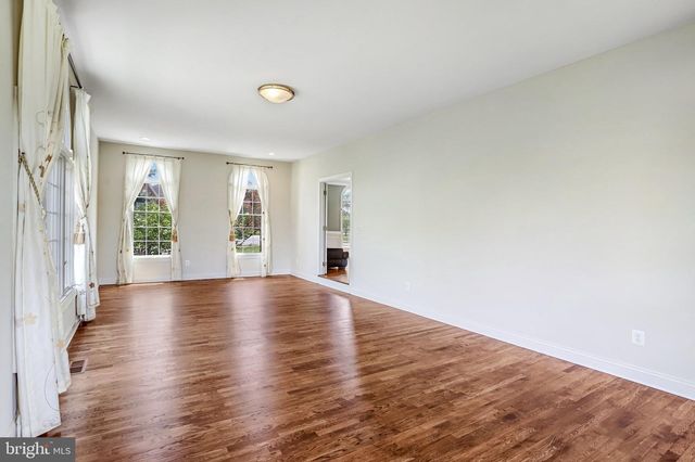 43618 PARISVILLE CT, Sterling, VA 20166