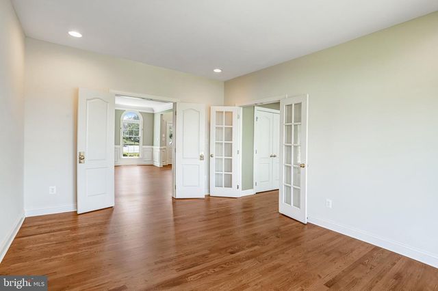 43618 PARISVILLE CT, Sterling, VA 20166