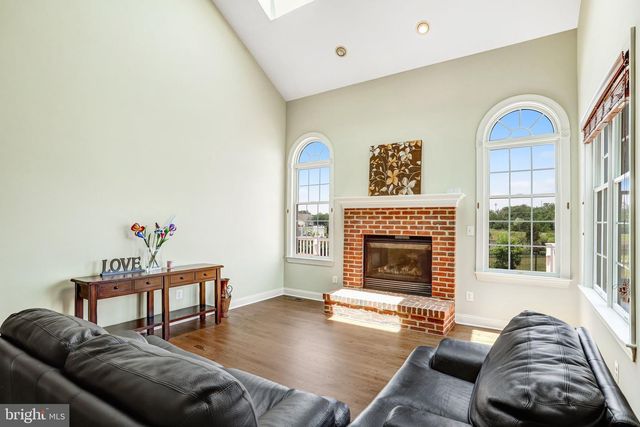 43618 PARISVILLE CT, Sterling, VA 20166