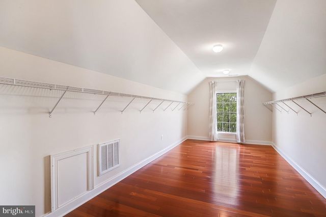 43618 PARISVILLE CT, Sterling, VA 20166