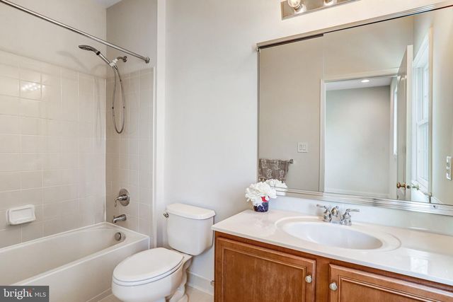 43618 PARISVILLE CT, Sterling, VA 20166
