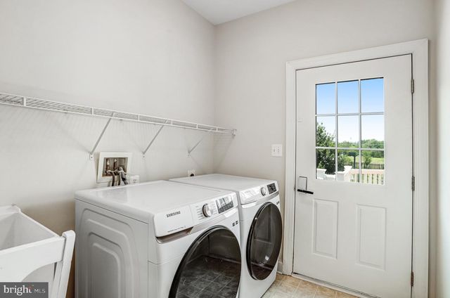 43618 PARISVILLE CT, Sterling, VA 20166