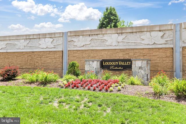 43618 PARISVILLE CT, Sterling, VA 20166