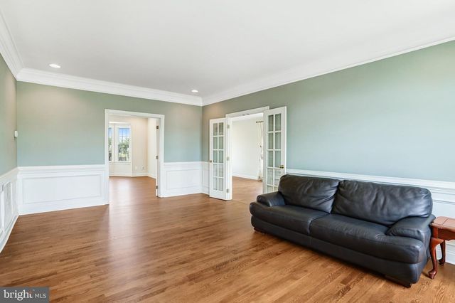 43618 PARISVILLE CT, Sterling, VA 20166