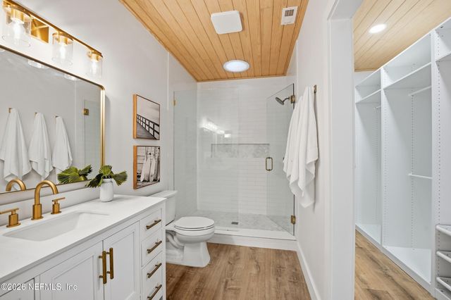 1673 LINKSIDE Court N, Atlantic Beach, FL 32233