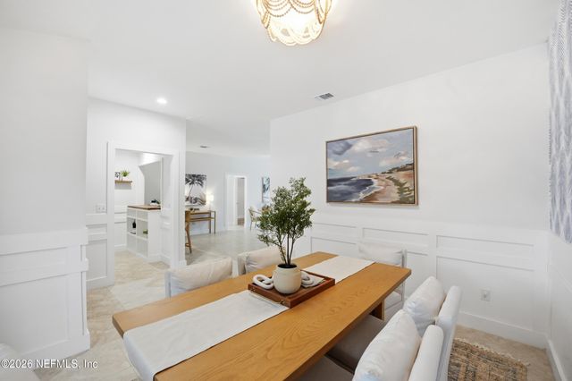 1673 LINKSIDE Court N, Atlantic Beach, FL 32233