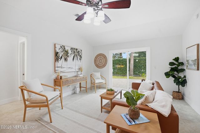 1673 LINKSIDE Court N, Atlantic Beach, FL 32233