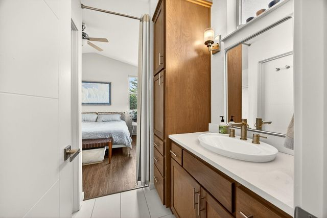 98 Dunn Circle, Ashland, OR 97520