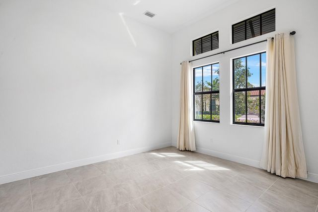 12035 N Baypoint Circle, Parkland, FL 33076