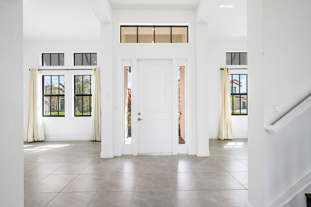 12035 N Baypoint Circle, Parkland, FL 33076