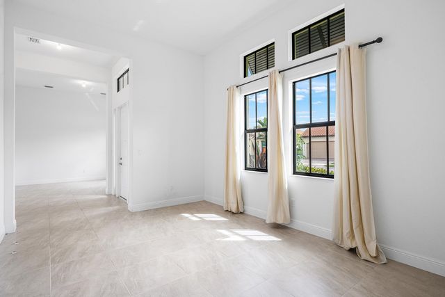 12035 N Baypoint Circle, Parkland, FL 33076