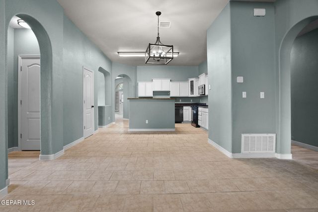 14000 TOWER POINT Way, El Paso, TX 79938