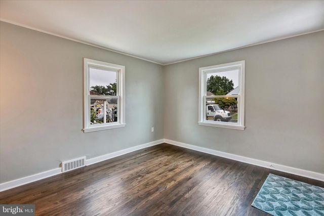 2806 EMERALD RD, Baltimore, MD 21234