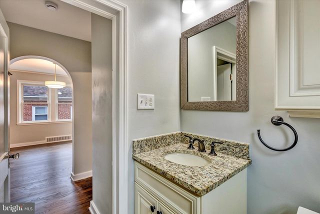 2806 EMERALD RD, Baltimore, MD 21234